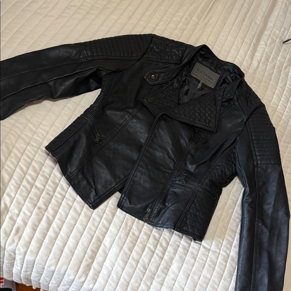 CiSonó by Kalvano.  Black moto VeganLeather Jacket small